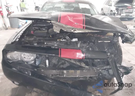 2013 Dodge Challenger Rallye Redline from USA, damaged, VIN 2C3CDYAG8DH680456